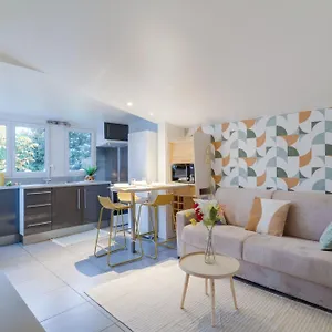 Appartement Garden Chic, Jo Paris 2024, Paris, Stade De France, Parc Des Expo, Asterix, Aulnay-sous-Bois
